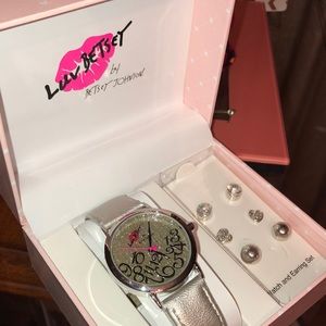 Betsey Johnson Accessories - Bling Bling Watch & Earrings Betsey Johnson Accessories - Bling Bling Watch & Earrings